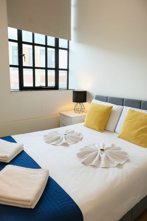 Apartment, 1 Bedroom | Iron/ironing board, free WiFi, bed sheets