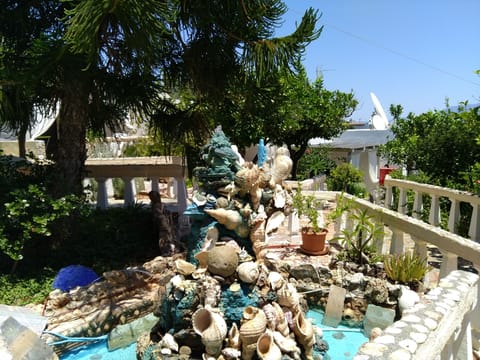 Villa, 2 Bedrooms, Smoking, Balcony | Property grounds