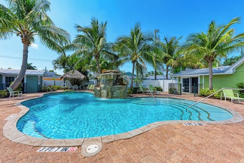 Blue Lagoon 5 Pool (1)