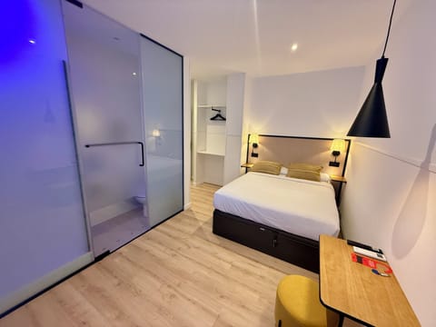 Superior Double Room, 1 Double Bed, Balcony, City View | Desk, soundproofing, free WiFi, bed sheets