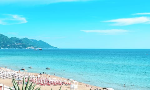 Apartment, 1 Bedroom, Smoking, Balcony | Beach