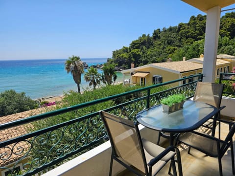 Apartment, 1 Bedroom, Smoking, Balcony | Outdoor dining