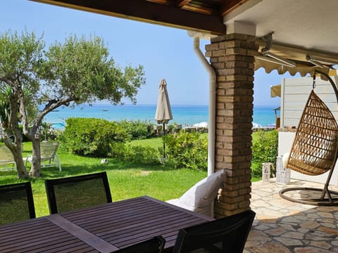 Apartment, 2 Bedrooms, Smoking, Garden View | Outdoor dining