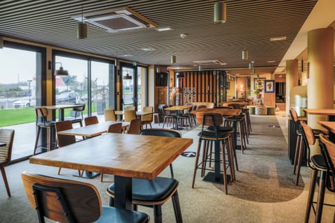 Daily buffet breakfast (EUR 13 per person)