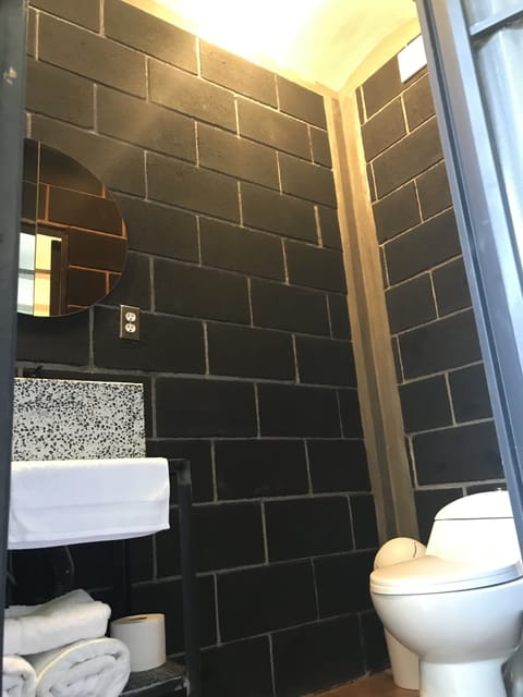 Design Room | Bathroom sink