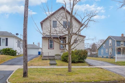 Front view from the street