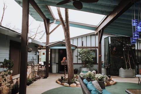Home Suite | Courtyard view