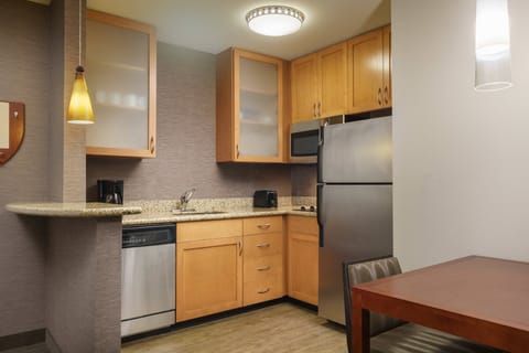 Studio, 1 King Bed with Sofa bed | Private kitchen | Fridge, microwave, stovetop, dishwasher