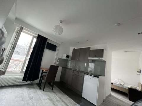 Family Room | Individually furnished, soundproofing, iron/ironing board, free WiFi