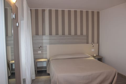 In-room safe, desk, free WiFi, bed sheets