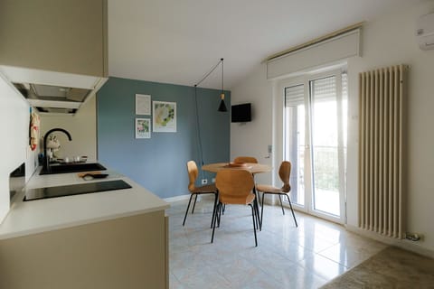 Patio,Living room,Communal kitchen,Garden view