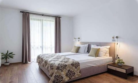 Apartment, 1 Bedroom, Non Smoking | Minibar, soundproofing, free cribs/infant beds, free WiFi