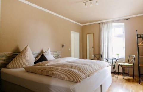 Double Room | Desk, soundproofing, free WiFi