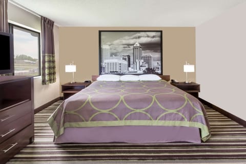 Desk, laptop workspace, free WiFi, bed sheets