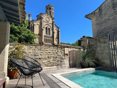 Seasonal outdoor pool, open 9:30 AM to 9:00 PM, sun loungers