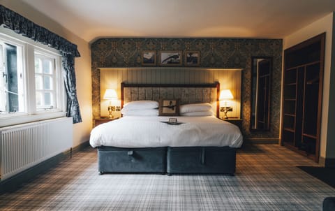 Superior Double or Twin Room | Individually decorated, individually furnished, desk, laptop workspace