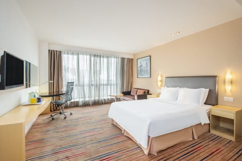 Minibar, in-room safe, desk, soundproofing