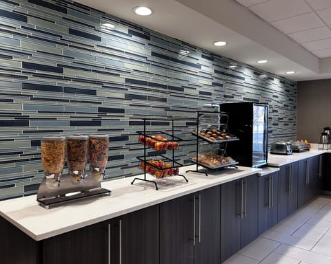 Free daily full breakfast