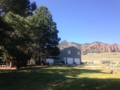 Welcome to Creekwork's Guesthouse