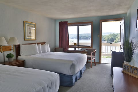 Iron/ironing board, free WiFi, bed sheets, alarm clocks