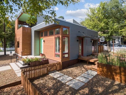 This mid-century inspired, architecturally stunning home was custom built in 2013 by locally based Skiles Architecture, becoming a rare mid- styled house with every bit of curb appeal. Come stay in one of Fayetteville's most coveted homes.