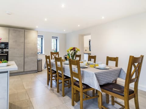 Kitchen/diner | Fenside Way, Wicken, near Soham