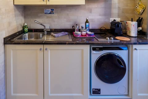 Ventu De Ma Studio #2 with AC House in Vernazza