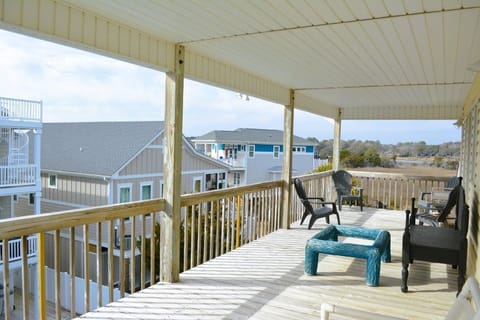 House, 4 Bedrooms | Property grounds