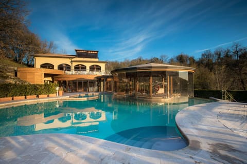 Apartment | Pool | Outdoor pool, a heated pool