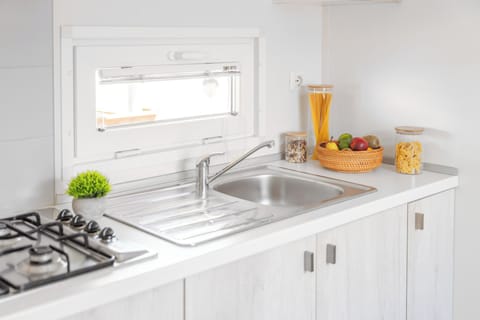 Comfort Mobile Home (Pet Friendly) | Living area | Flat-screen TV, table tennis