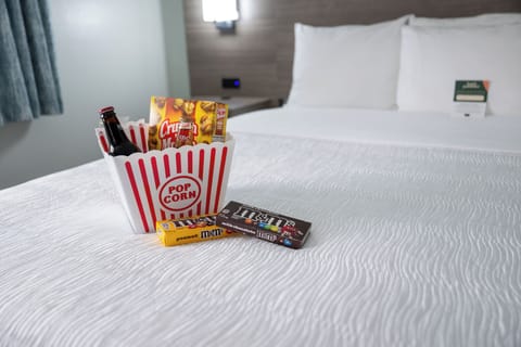 Superior Triple Room, Walk Up | Premium bedding, individually decorated, individually furnished, desk