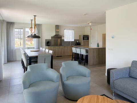 Villa | Living room | TV