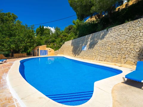 Swimming Pool, Property, Blue, House, Real Estate, Vacation, Azure, Villa, Leisure, Building