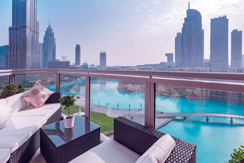 Luxury Apartment | Balcony
