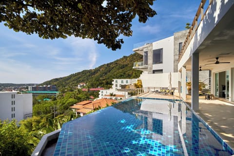 Villa, 5 Bedrooms, Accessible, Smoking | Balcony