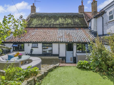 Outdoor | Rose Cottage - Rose and Ship Cottage, Reedham