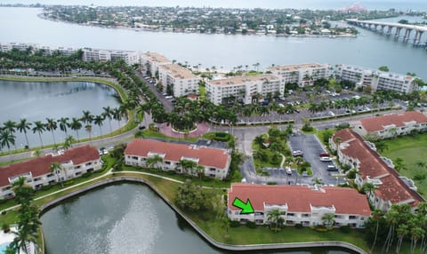 Quiet spot surrounded by water. The Famous  Don CeSar & St. Pete Beach in reach.