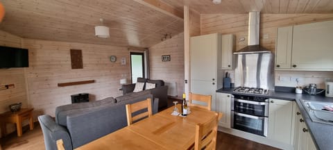 Open plan kitchen diner