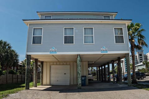 Sandlot A Is one half of a duplex and is on the west side of the home.