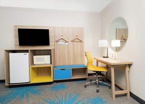 Down comforters, pillowtop beds, desk, laptop workspace