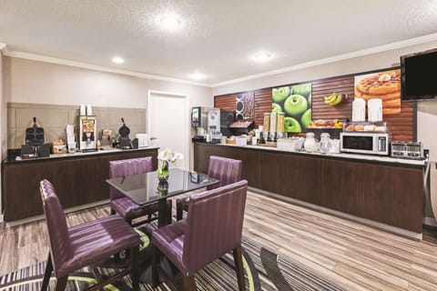 Free continental breakfast