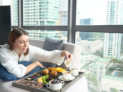 Daily buffet breakfast for a fee