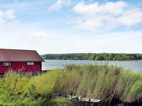House | Water view