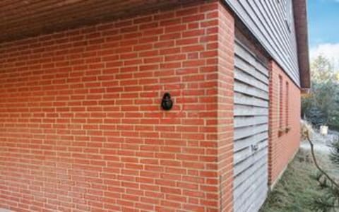 House | Exterior detail