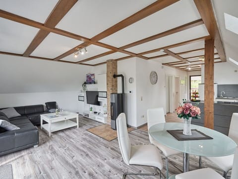Furniture, Table, Property, Couch, Wood, Interior Design, Flooring, Floor, Architecture, Chair