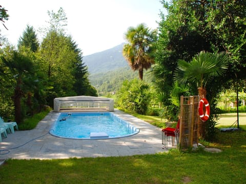 Swimming Pool, Property, Grass, Backyard, Tree, House, Yard, Real Estate, Leisure, Estate