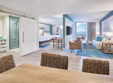 Desk, blackout drapes, iron/ironing board, free WiFi