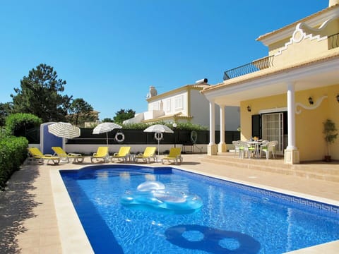 Swimming Pool, Property, Building, Real Estate, House, Home, Estate, Residential Area, Villa, Resort