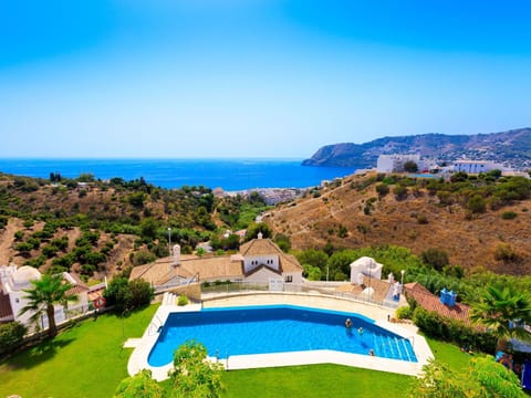 Property, Swimming Pool, Natural Landscape, Resort, Real Estate, Vacation, Estate, House, Azure, Building