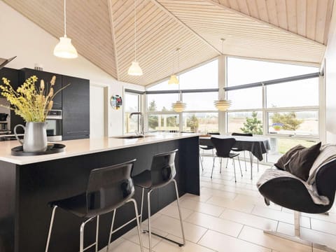 House | Private kitchen | Highchair